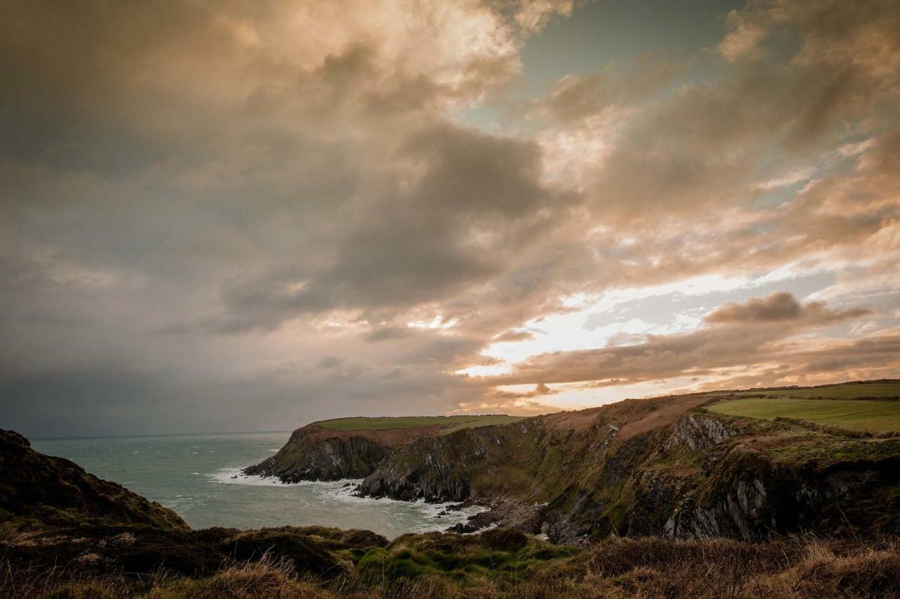 The Wild Atlantic Hideaway Appartement Clonakilty Buitenkant foto